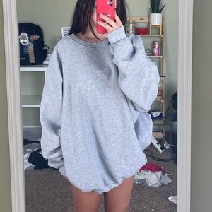 Oversized crewneck